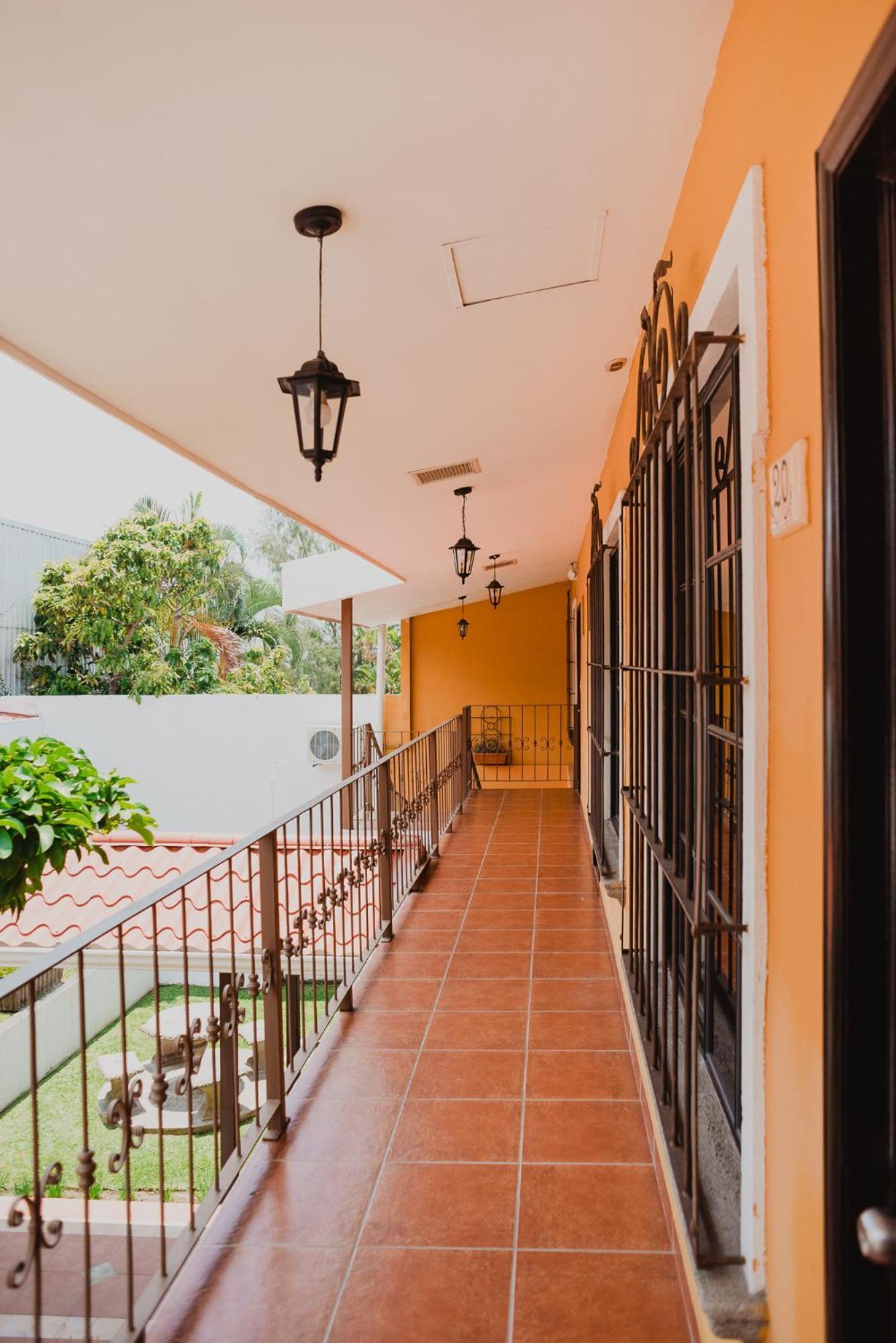 Hotel Villa Terra San Salvador Exterior photo